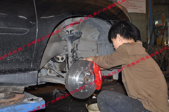 凌志350改裝AP7040 正品AP剎車 雷克薩斯正品AP剎車 RX270專用改裝AP剎車 英國(guó)正品AP剎車 雷克薩斯RX正品AP剎車鮑魚